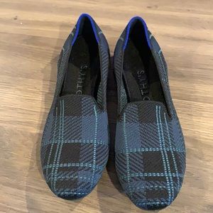 Rothy’s the loafer navy blue plaid size 7.5